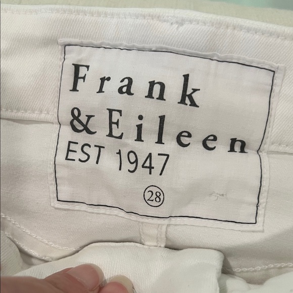 Frank & Eileen Women's White Sligo Ankle Jeans - Picture 2 of 12